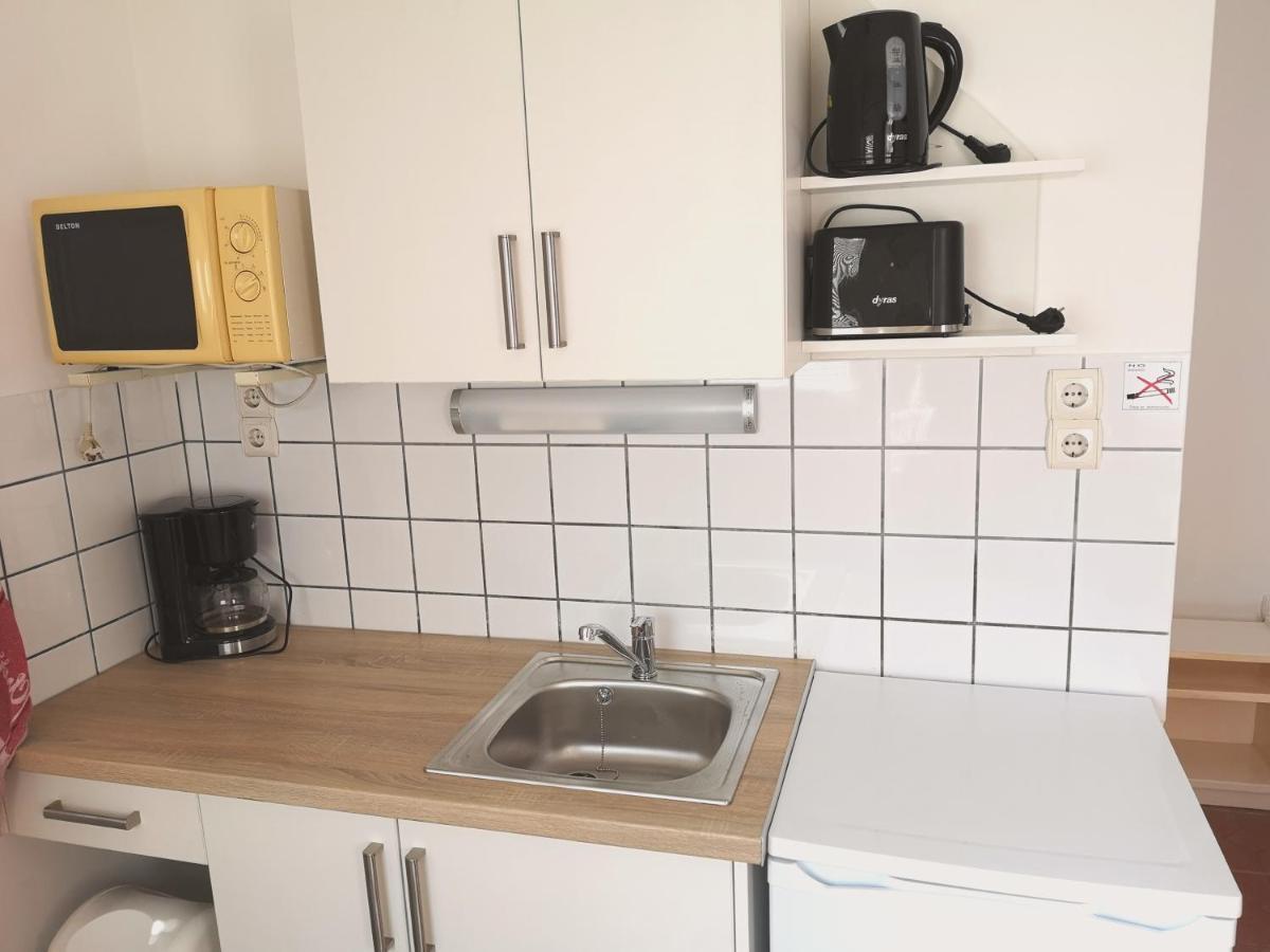 Apartman Kaszas Garden Мошонмадьяровар Экстерьер фото