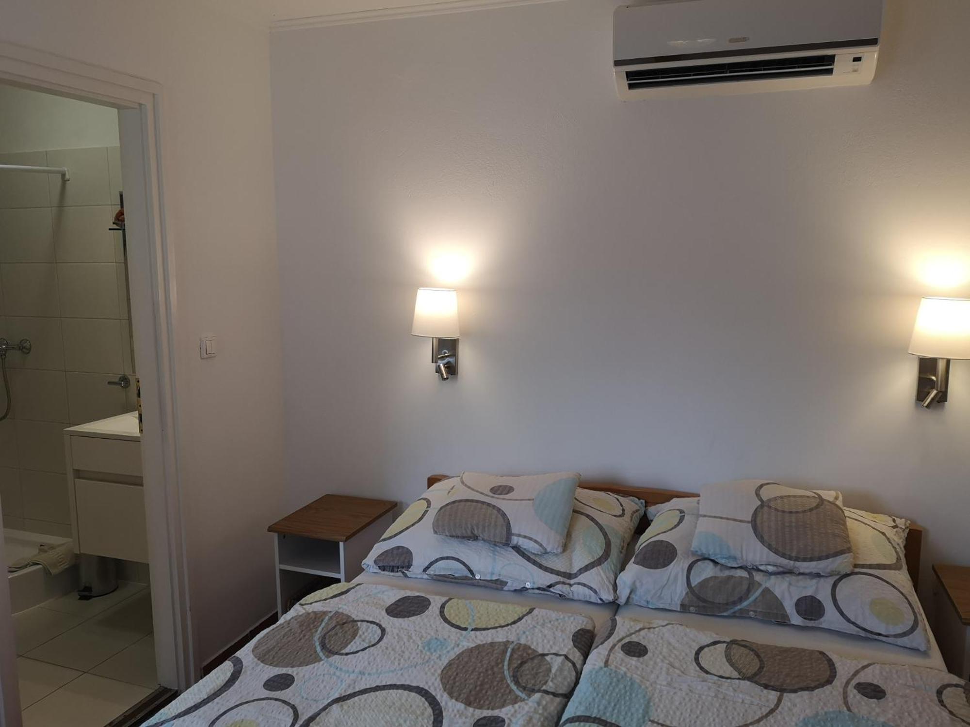 Apartman Kaszas Garden Мошонмадьяровар Экстерьер фото